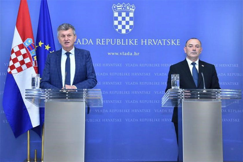 PRESS MEDVED KUJUNDZIC