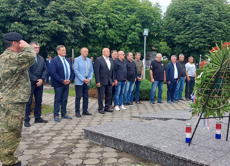 Dan Garesnice 2024 01